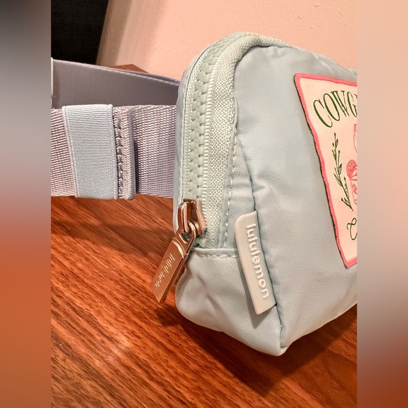 ⭐️NEW⭐️Lululemon🩵Cowgirl Cocktail Club Belt Bag Light Blue w Western Patch🤠 - Picture 12 of 15